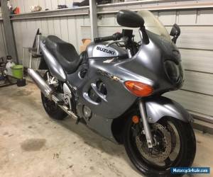 Motorcycle 2003 Suzuki GSX750F in silver for Sale