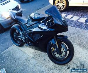 Motorcycle yamaha r1 track bike  low mileage good condition  for Sale