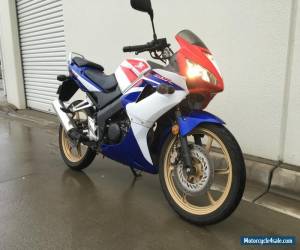 Motorcycle 2009 Honda CBR 125 LAMS motorcycle RWC INCLUDED, low k's FREE Helmet for Sale