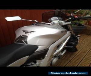 Motorcycle suzuki sv 650 silver 2004 low miles for Sale